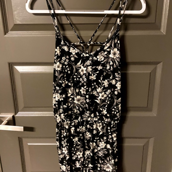 American Eagle Soft and Sexy Black Floral Romper - Picture 2 of 4